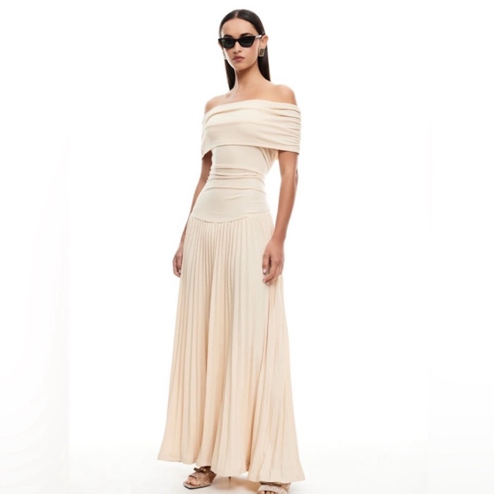 Lioness Cream Off-Shoulder Maxi Dress